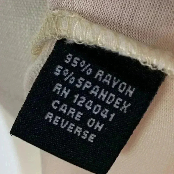 Strazzi Womens top size XL cream keyhole neck - Picture 8 of 10